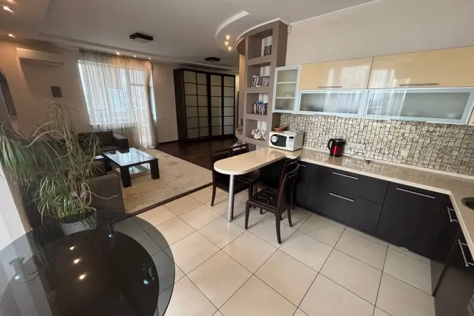 Realty photo, CHornovola, 2 - 3