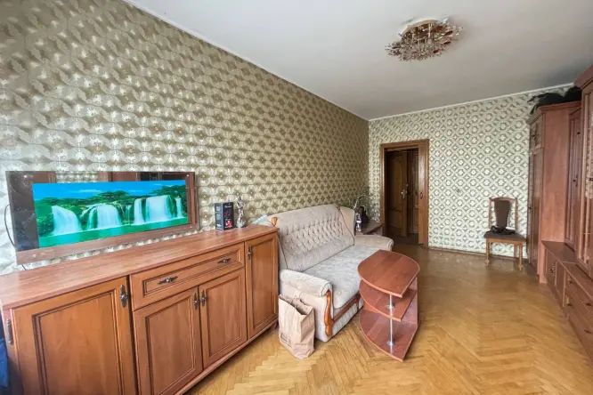 Realty photo, pr.  Beresteiskii, 1 - 1