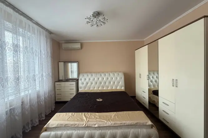 Realty photo, Dnіprovska naberejna, 19-V - 1