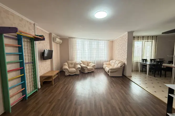 Realty photo, Dnіprovska naberejna, 19-V - 13