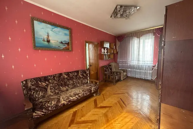 Realty photo, pr.  Beresteiskii, 1 - 10