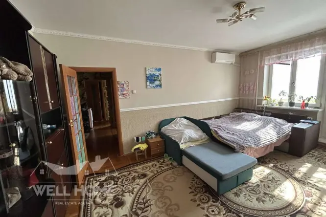 Realty photo, prospekt SHevchenka, 9 a - 1