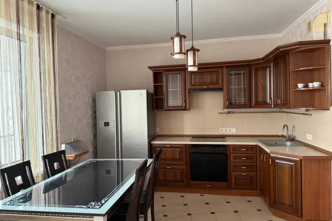 Realty photo, Dnіprovska naberejna, 19-V - 8