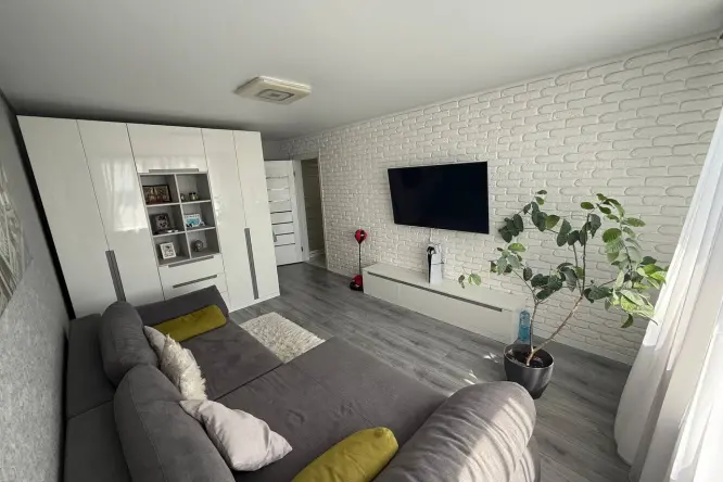 Realty photo, Holovatoho, 76-B - 0