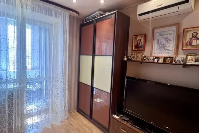 Realty photo, Kubanskoyi Ukrayini, 28 - 3
