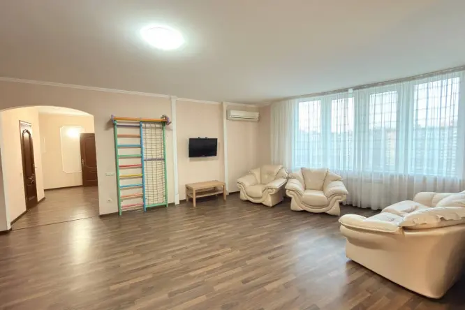 Realty photo, Dnіprovska naberejna, 19-V - 12