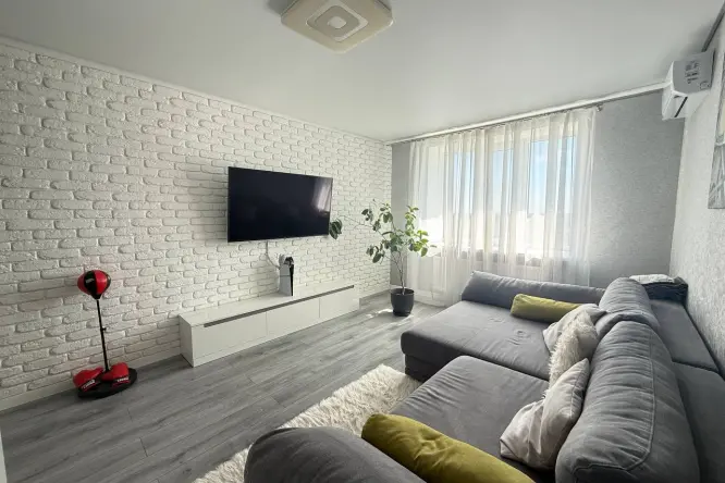 Realty photo, Holovatoho, 76-B - 1