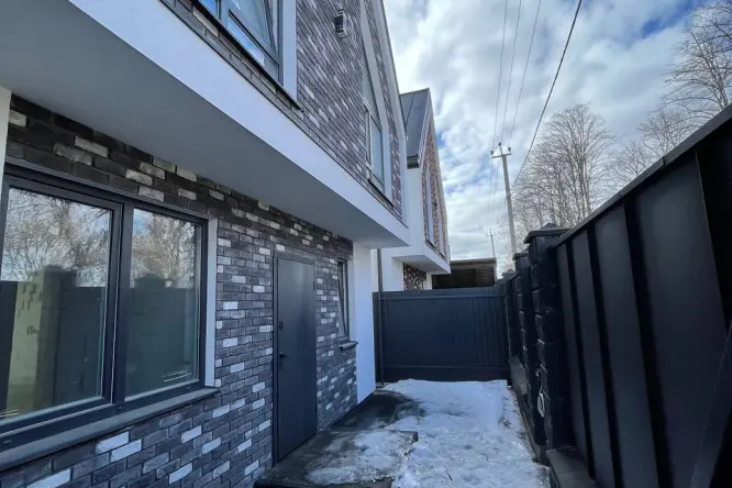 Realty photo, Baturinska, 30 - 1