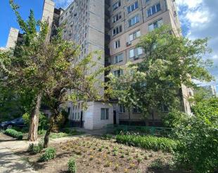 Фото нерухомості, Левка Лук`яненка, 2Б